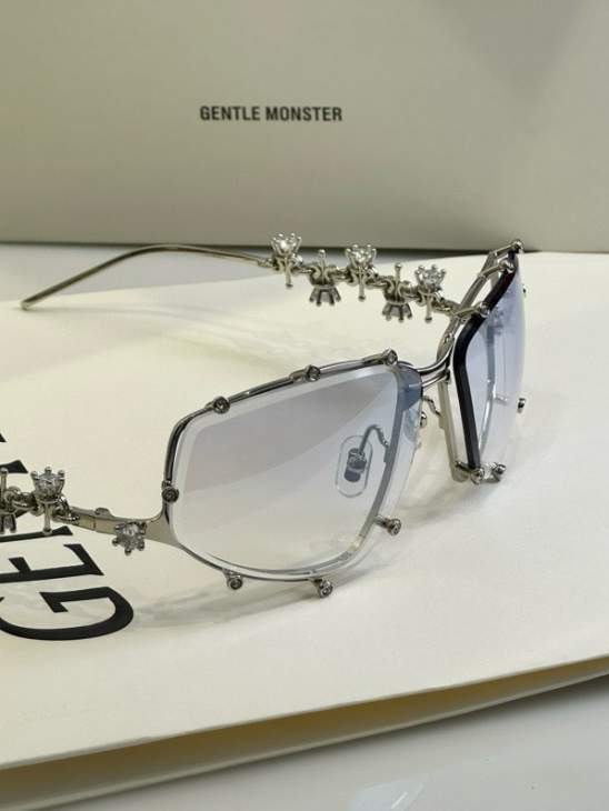 Picture of Gentle Monster Sunglasses _SKUfw59864808fw